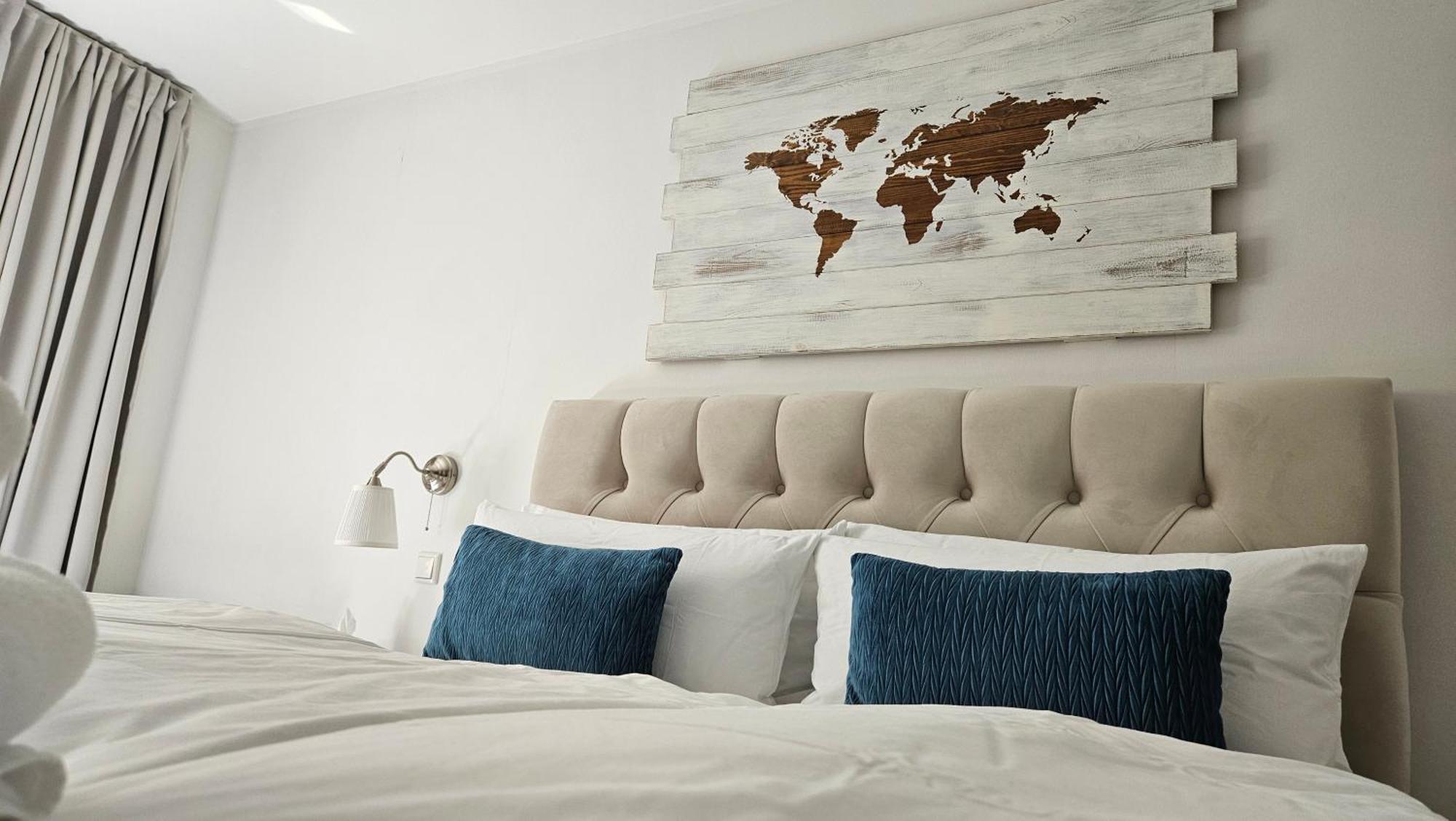 Enny Suite Apartment Im Schoenen Rheinland 洛马尔 外观 照片