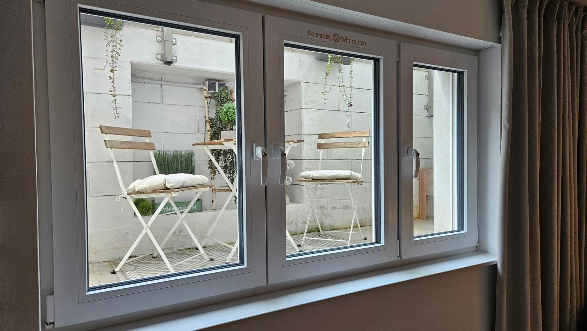 Enny Suite Apartment Im Schoenen Rheinland 洛马尔 外观 照片
